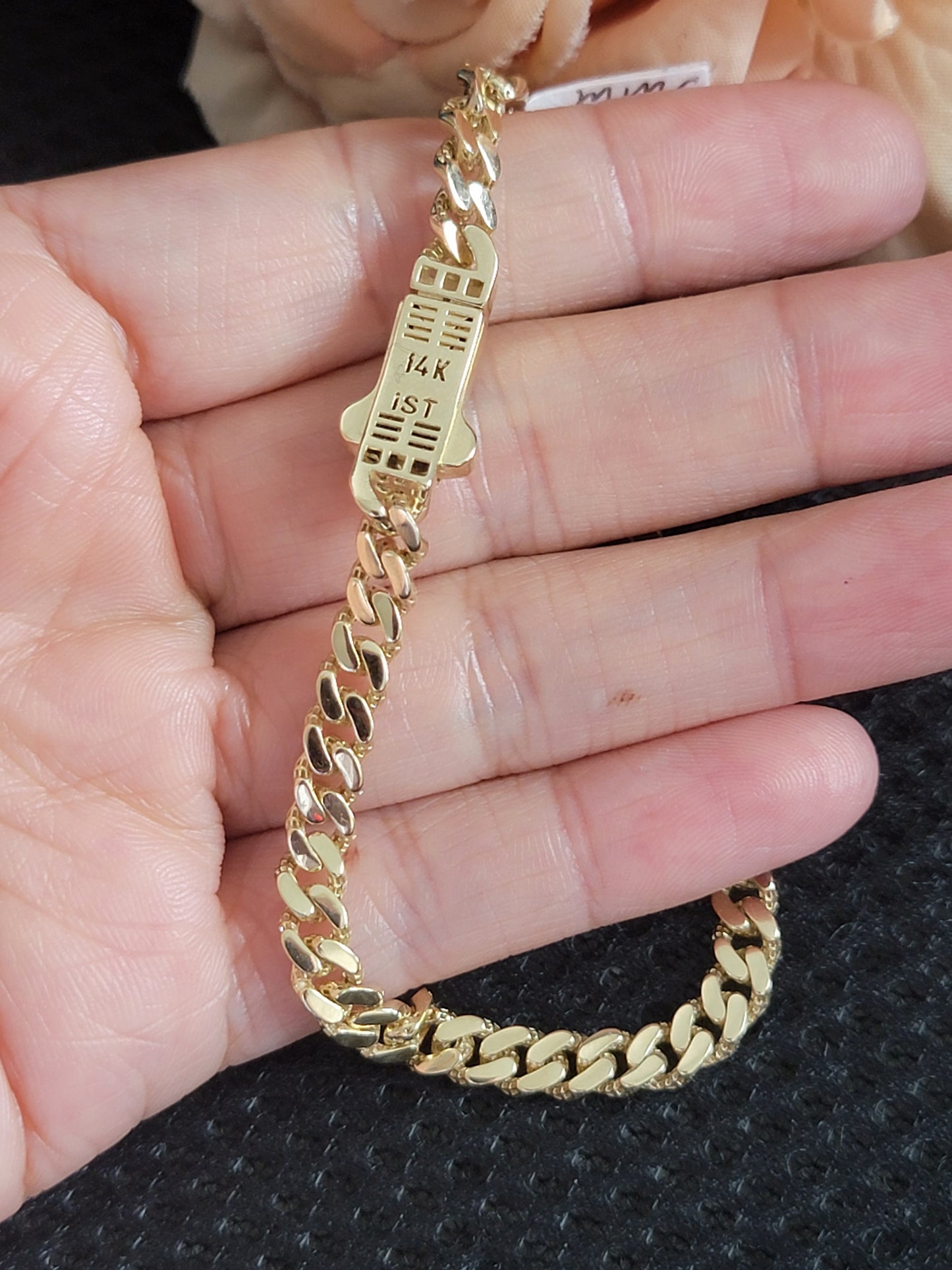 Pulsera semi solida 7.5in