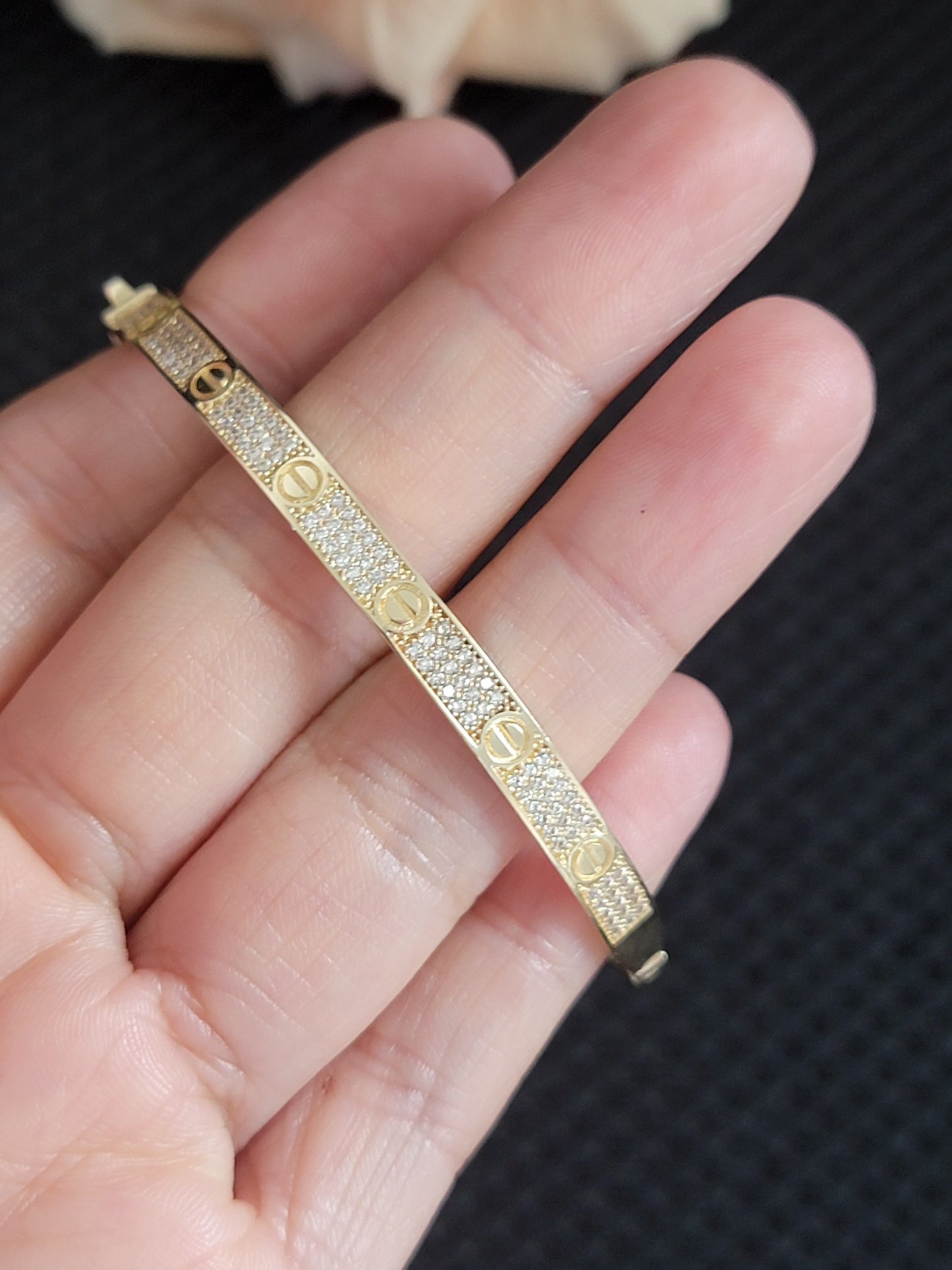 Bangle #6.5 in 14k